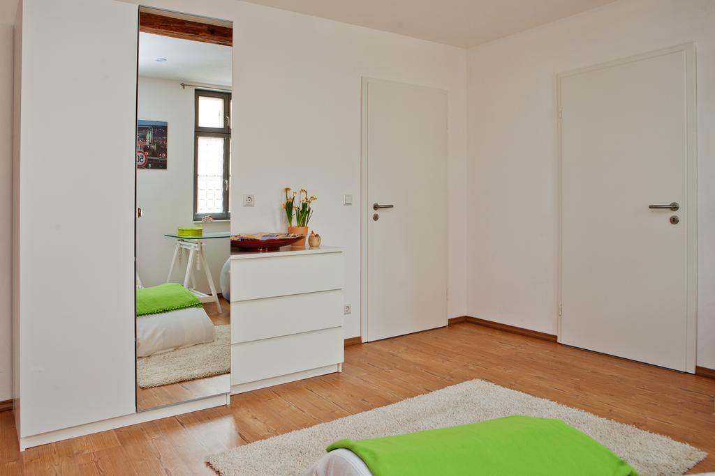 Privatzimmer Othmarsweg Наумбург Екстериор снимка